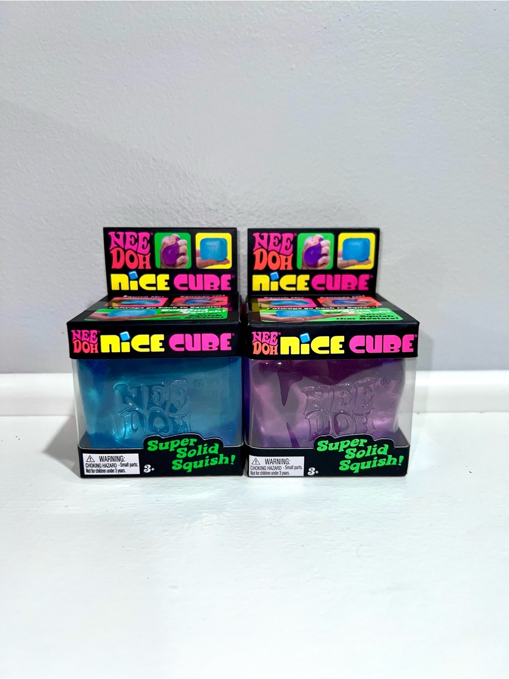 2 NeeDoh Nice Cube Super Solid Squish
